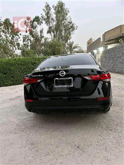 نیسان سێنترا